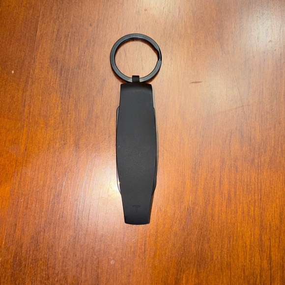 Tesla Black Key Accessory - Picture 2 of 4